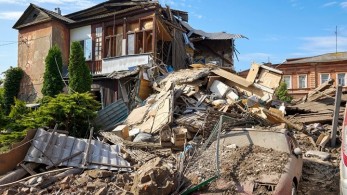 Ουκρανία: Οι πολίτες καλούνται “επειγόντως” να εγκαταλείψουν την πόλη Λισιτσάνσκ