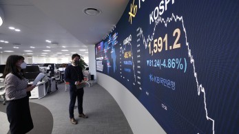 Νέα «βουτιά» στα χρηματιστήρια σε όλο τον κόσμο