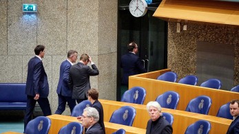 Ολλανδία: Παραιτήθηκε λόγω εξάντλησης ο υπουργός «κορωνοϊού»