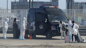 Κορωνοϊός: Κλείνουν τα χερσαία σύνορα στη Βραζιλία