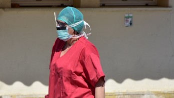 Κορωνοϊός: Τι γίνεται με τον αέρα, την απολύμανση, τα παιδιά