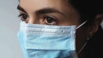 Κορωνοϊός-Ελλάδα: Οι αριθμοί δείχνουν συγκρατημένη αισιοδοξία
