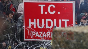 Χυδαιότητες από την Άγκυρα: Συνθήκες Άουσβιτς στον Έβρο