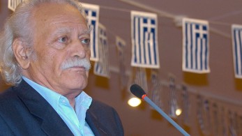 Μεσίστια την Τετάρτη η σημαία στην Ακρόπολη για τον Μανώλη Γλέζο