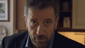 Ο πρωθυπουργός ανάρτησε σποτ με το Σπύρο Παπαδόπουλο για το “Μένουμε Σπίτι” (vid)