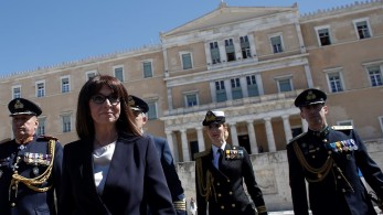 Με μηνύματα για κορωνοϊό και σύνορα η πρώτη ομιλία της Σακελλαροπούλου