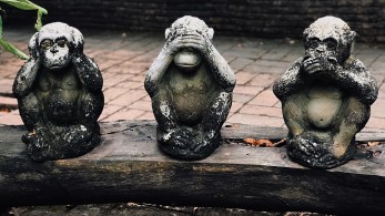 Οι ψεκασμένοι ονειρεύονται νέα μνημόνια