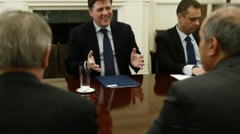 Βαρβιτσιώτης: Παρέμβαση της ΕΕ για τον κορωνοϊό χωρίς αστερίσκους