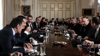 Έρευνα Opinion Poll: Ποιοι είναι οι δημοφιλέστεροι υπουργοί