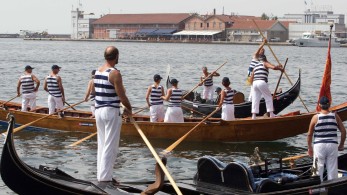 3 έως 10 ευρώ θα πληρώνουν οι επισκέπτες στη Βενετία από το 2023
