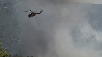 Σε εξέλιξη οι φωτιές σε Ζαχάρω Ηλείας και Αγ. Θεοδώρους Κορινθίας