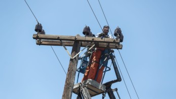 ΔΕΔΔΗΕ: αποκατάσταση της ηλεκτροδότησης μέχρι το βράδυ στη Β. Αττική και τα Μέγαρα