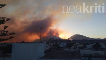 Ρέθυμνο: Εκκενώνονται άλλα τρία χωριά-Ενισχύονται οι πυροσβεστικές δυνάμεις