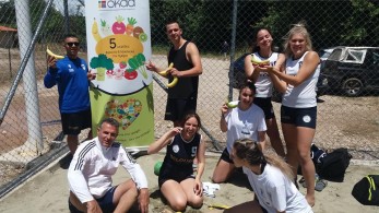 Φρούτα από τον ΟΚΑΑ σε αθλητές του 1ου τουρνουά Beach Handball και του Κύπελου Ελλάδος Beach Handball 2022