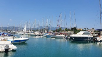 Νησιά νοτίου Αιγαίου-Κέρκυρα: “Καλπάζει” ο τουρισμός