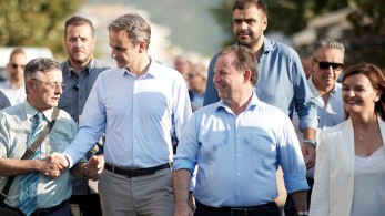 Μητσοτάκης στην Ηγουμενίτσα: «Χαίρομαι γιατί οι επενδύσεις προχωρούν με μεγάλη ταχύτητα»