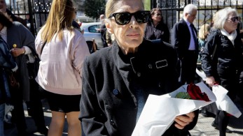 Έφυγε… η κυρία Ντένη… (ΒΙΝΤΕΟ)