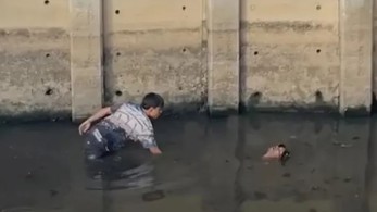 Ταϊλάνδη: «Πτώμα» που επέπλεε σε βρόμικα νερά τελικά…διαλογιζόταν