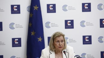 Εμβόλια: Για ποιους είναι “υποχρεωτική” η τέταρτη δόση