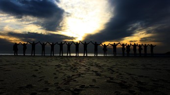 Ενισχύεται το δίχτυ κοινωνικής προστασίας: 6 δισ. ευρώ από νέο ΕΣΠΑ και Ταμείο Ανάκαμψης