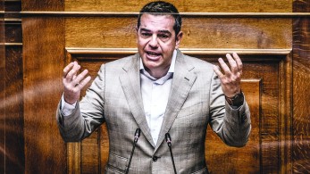 Ο κ. Τσίπρας… ξαναντύνεται ΣΥΡΙΖΑ