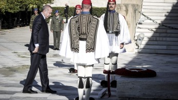 Η Ελλάδα και οι γυμνοί Τούρκοι