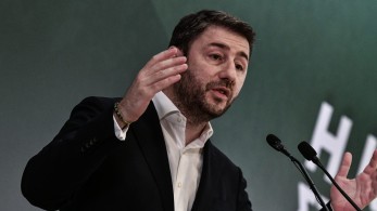 Η κυβέρνηση προσπάθησε να επικοινωνήσει με τον Ανδρουλάκη – “Δεν ανταποκρίθηκε”