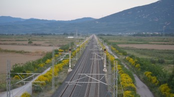 ΕΡΓΟΣΕ: Προχωρά η επέκταση του Προαστιακού σε Ραφήνα και Λαύριο