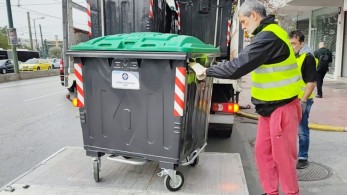 2.200 νέοι  κάδοι απορριμμάτων στο κέντρο της Αθήνας (ΦΩΤΟ)
