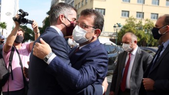 Επικοινωνία Μπακογιάννη-Ιμάμογλου για το ελληνικό νοσοκομείο της Κωνσταντινούπολης