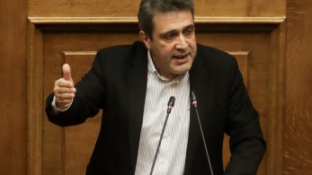 Με τη γίδα… στην πλάτη ο Ηγουμενίδης του ΣΥΡΙΖΑ: Απειλούσε αστυνομικούς γιατί έκαναν τη δουλειά τους