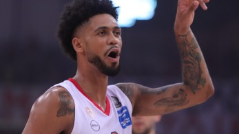 Στους Μάβερικς και επίσημα ο Ντόρσεϊ