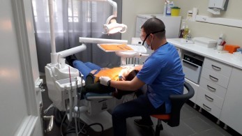 Δωρεάν οδοντιατρικές υπηρεσίες για παιδιά 6-14 ετών στην Αθήνα