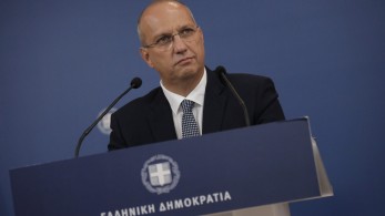 Οικονόμου για συνέντευξη Τσίπρα: Ποταπή επίθεση λάσπης προς τον πρωθυπουργό