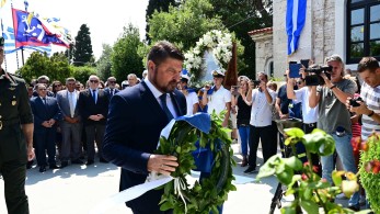 Ο Χαρδαλιάς στις εκδηλώσεις επετείου της Ναυμαχίας της Μυκάλης