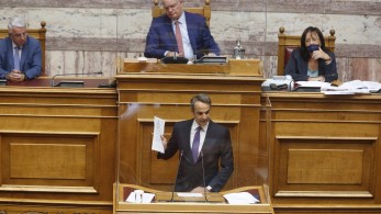 Επίθεση Μητσοτάκη σε ΣΥΡΙΖΑ-ΠΑΣΟΚ: Δίνετε απλόχερα επιχειρήματα σε όσους θέλουν την Ελλάδα αδύναμη