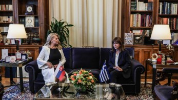 Συνάντηση ΠτΔ με τη Σλοβάκα ομόλογό της: Κοινές αξίες και προσήλωση στο διεθνές Δίκαιο