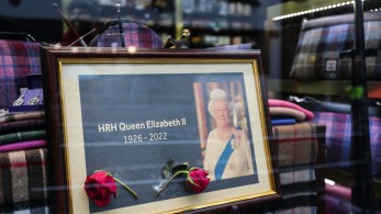 Στο Εδιμβούργο η σορός της βασίλισσας Ελισάβετ