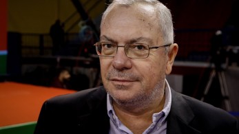 Σταμάτης Μαλέλης στην εφημερίδα tomanifesto: Το ΠΑΣΟΚ δεν μπορεί να παίξει τον ρόλο του μικρομεσαίου