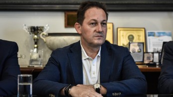 Στέλιος Πέτσας στην εφημερίδα tomanifesto: Η χώρα δεν είναι ξέφραγο αμπέλι, η θάλασσα, η ξηρά και τα ποτάμια έχουν σύνορα κι εμείς  πρέπει να τα φυλάττουμε