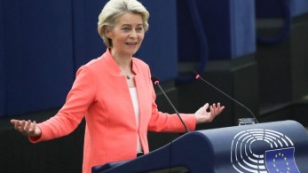 Φον ντερ Λάιεν για Τρας: Αναμένουμε να σεβαστεί τα συμφωνηθέντα – Συγχαρητήρια από Σολτς