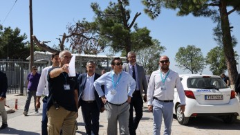 Στη Δομή Φιλοξενίας Διαβατών ο Μηταράκης   