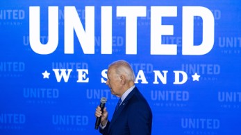 Κάλεσμα Μπάιντεν κατά του ρατσισμού: “Οι υπέρμαχοι της λευκής φυλής δε θα έχουν την τελευταία λέξη”