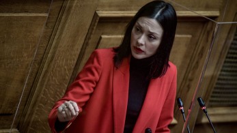 Καβγάς Γιαννακοπούλου με Κανέλλη: «Όλοι χτυπούν το ΠΑΣΟΚ» - «Έχεις καταντήσει ανέκδοτο» Καβγάς Γιαννακοπούλου με Κανέλλη: «Όλοι χτυπούν το ΠΑΣΟΚ» - «Έχεις καταντήσει ανέκδοτο»