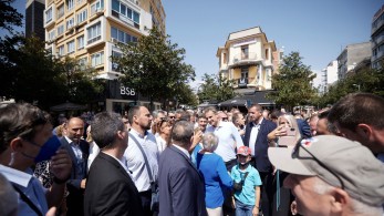 Αποθεώθηκε ο Μητσοτάκης στις Σέρρες -Κ. Καραμανλής: “Όλοι οι νεοδημοκράτες είμαστε μια γροθιά μαζί σας”