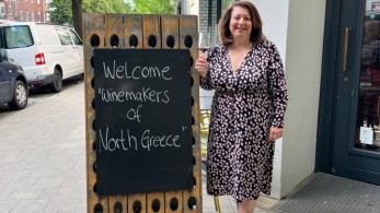 “Καταπληκτικό το ελληνικό κρασί”, λένε Γερμανοί του χώρου