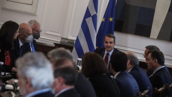 Συνεδριάζει την Τρίτη το Υπουργικό Συμβούλιο - Στην ατζέντα τα μέτρα της ΔΕΘ, Ένοπλες Δυνάμεις, μετανάστευση Συνεδριάζει την Τρίτη το Υπουργικό Συμβούλιο - Στην ατζέντα τα μέτρα της ΔΕΘ, Ένοπλες Δυνάμεις, μετανάστευση