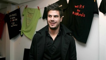 Ξανά μπαμπάς ο Άκης Πετρετζίκης