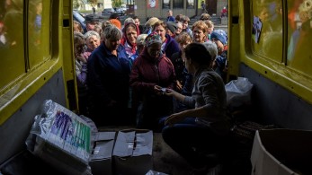 Με συνοδεία της αστυνομίας τα «δημοψηφίσματα» στην Ουκρανία, αλα Κριμαία