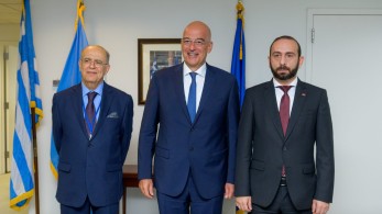 Δένδιας: Ικανοποίηση της Ελλάδας για την άρση του εμπάργκο πώλησης όπλων στην Κύπρο